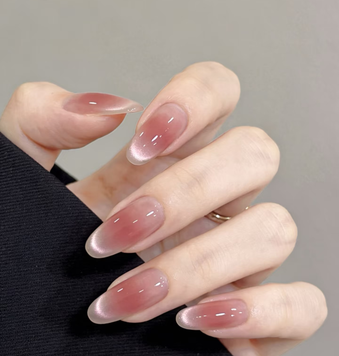ワンホンネイル🩷チークネイル➕マグネットフレンチ光🌟